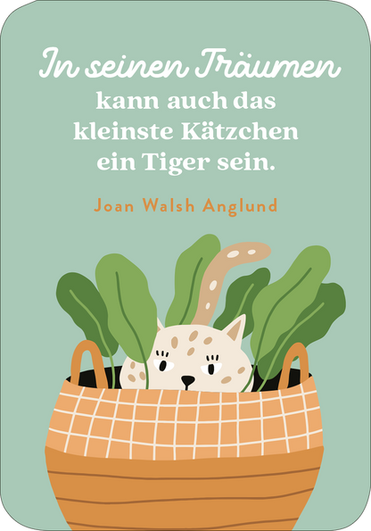 Gezeigt wird eine Innen- oder Zusatzansicht von „MIEZNachrichten für jede Lebenslage“. Der Hintergrund ist in sanftem Lila gehalten. Im Vordergrund steht eine verspielt gezeichnete schwarze Katze mit einem herzigen Halsband. Über der Katze befindet sich ein Spruch von Margaret Benson in eleganter, großer Schrift, die leicht lesbar ist. Die Gesamtkomposition vermittelt eine freundliche und humorvolle Atmosphäre.