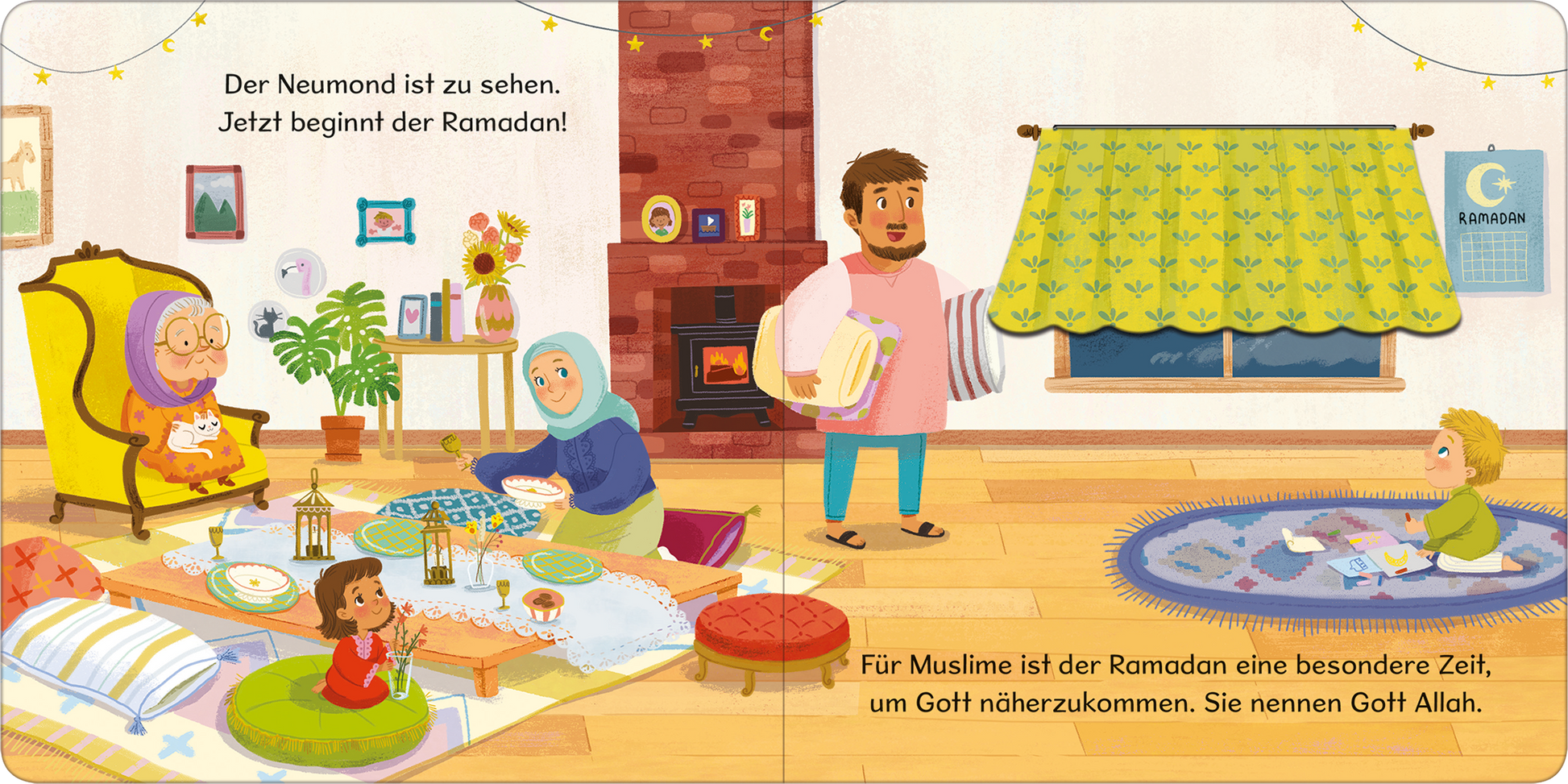Gezeigt wird eine Innenansicht von „Mein kleines Buch vom Ramadan“. Die Illustration zeigt eine warme, einladende Wohnatmosphäre mit hellen Holzwänden und einem Teppich. Im Vordergrund sitzen eine Familie und bereiten sich auf den Ramadan vor, umgeben von Kissen in leuchtenden Farben. Typografisch hebt sich die Schrift durch klare Buchstaben ab, während die Szenen mit sanften Linien und fröhlichen Gesichtern die Bedeutung des Ramadans darstellen.