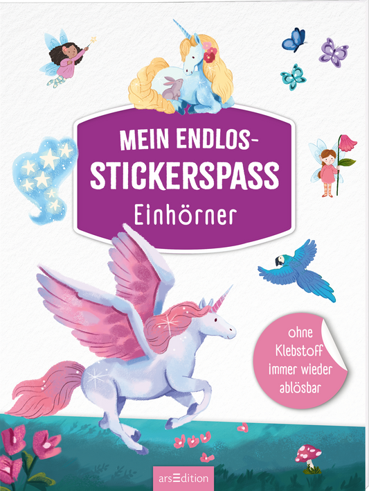 Auf dem Buchcover ist ein helles, verspieltes Design mit einem großen, rosa Einhorn, das mit schimmernden Flügeln fliegt. Um das Einhorn herum sind bunte, fröhliche Elemente wie kleine Feen, Vögel und funkelnde Sterne angeordnet. Der Titel „Mein Endlos-Stickerspass Einhörner“ erscheint in großen, weißen Buchstaben auf lila Hintergrund in der oberen Mitte. Der zusätzliche Hinweis „ohne Klebstoff immer wieder ablösbar“ ist in einem kleinen, runden, rosa Feld rechts unten...