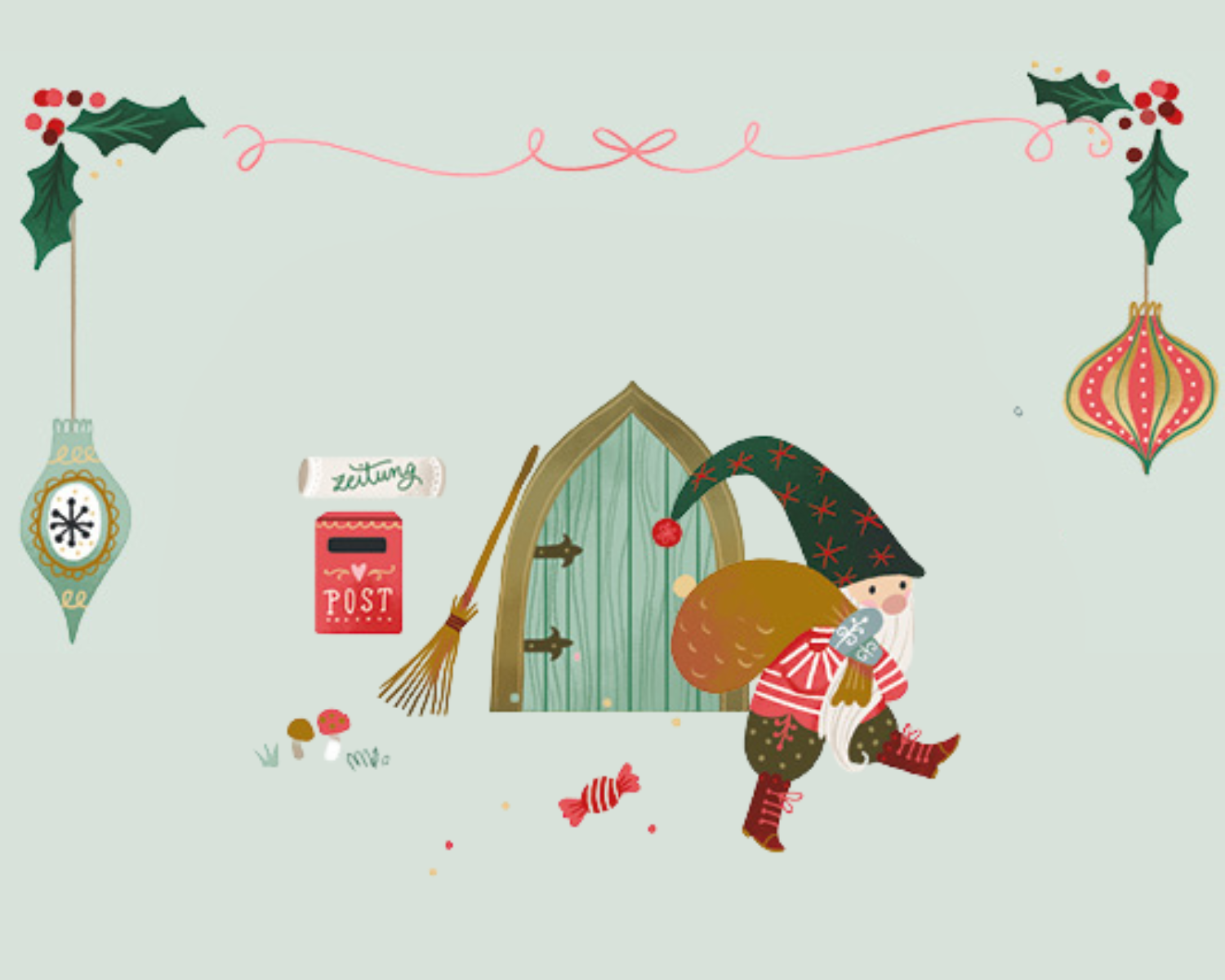 Illustration einer grünen Holztür mit Besen, rotem Briefkasten mit der Aufschrift 'Post' und einer zusammengerollten Zeitung daneben. Links und rechts hängen weihnachtliche Kugeln mit Stechpalmenzweigen. Ein Wichtel in rot-grünem Outfit trägt einen großen Sack und ein Geschenk, während am Boden Pilze und bunte Bonbons verstreut liegen.